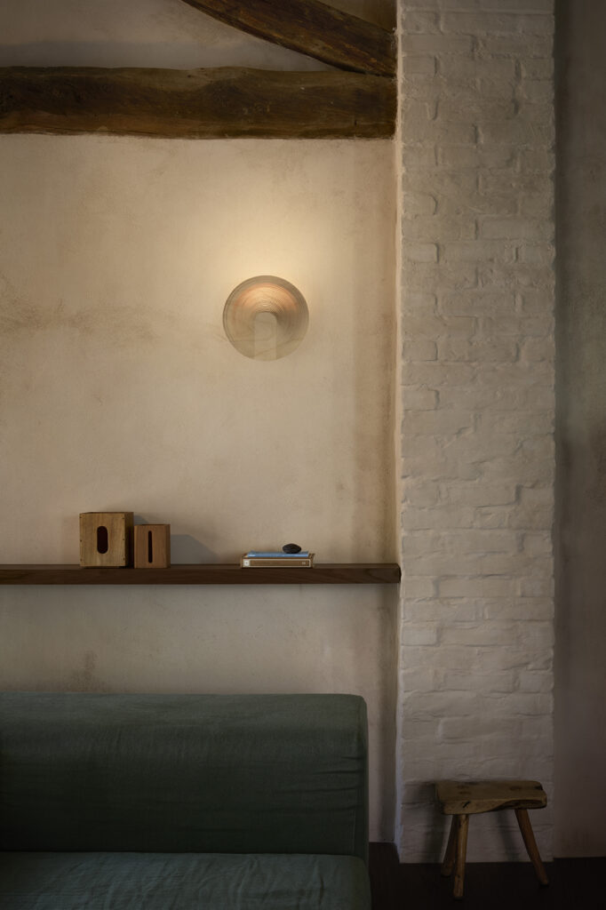 ILLAN WALL