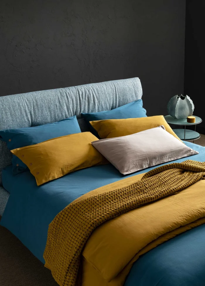 PLAIN COLORS — STONEWASHED