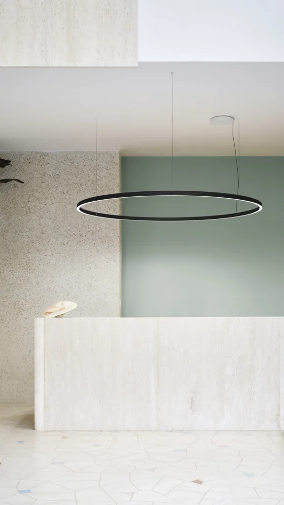 Compendium Circle Suspension
